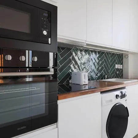 Magnificent -2br-6p- Saint-denis Appartamento *